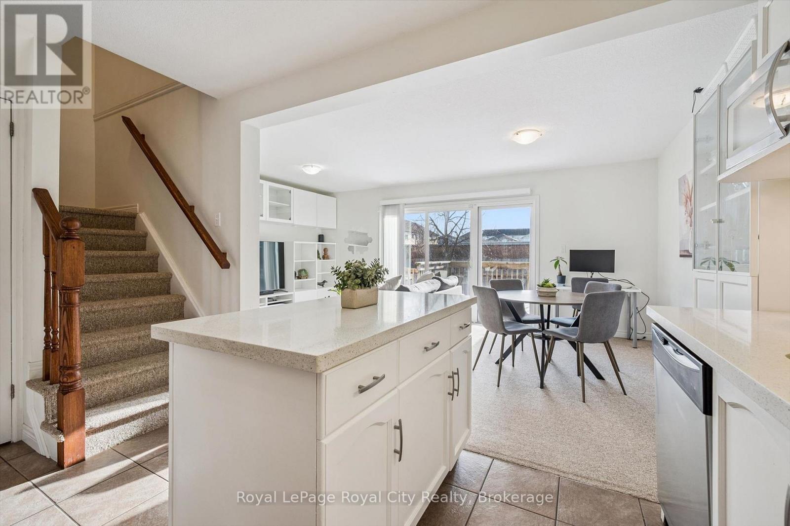 6 - 361 Arkell Road, Guelph, Ontario  N1L 1E5 - Photo 14 - X12965102