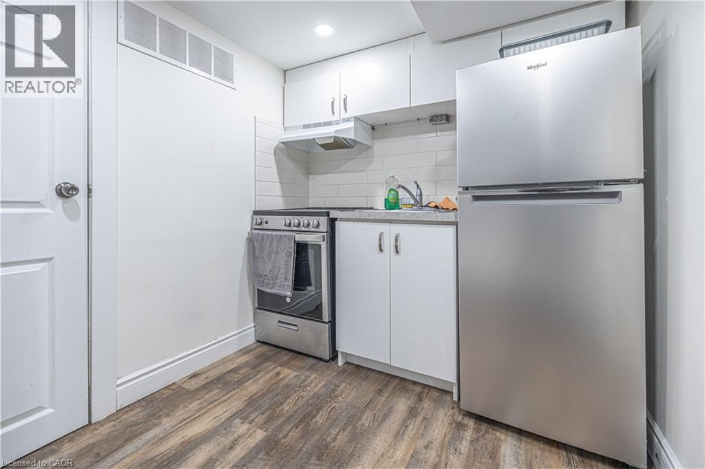 318 Frederick Street, Kitchener, Ontario  N2H 2N7 - Photo 11 - 40816466