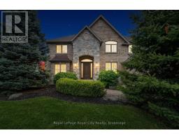 38 DAYMOND DRIVE, Puslinch, Ontario