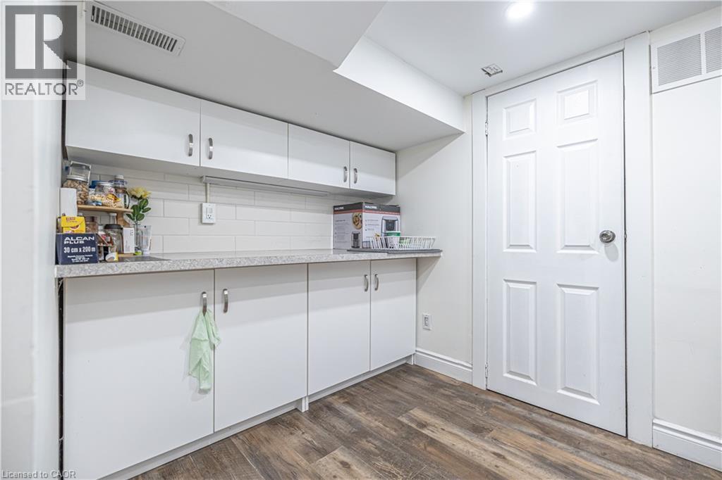 318 Frederick Street, Kitchener, Ontario  N2H 2N7 - Photo 12 - 40816955