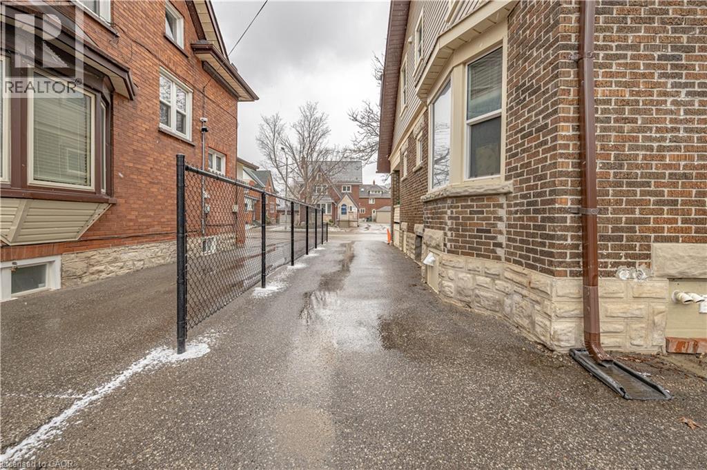 318 Frederick Street, Kitchener, Ontario  N2H 2N7 - Photo 29 - 40816955
