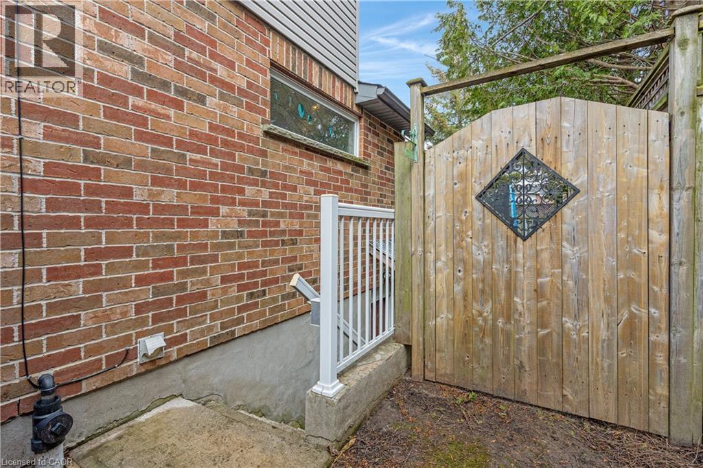 739 Butternut Avenue, Waterloo, Ontario  N2V 2M3 - Photo 42 - 40817917
