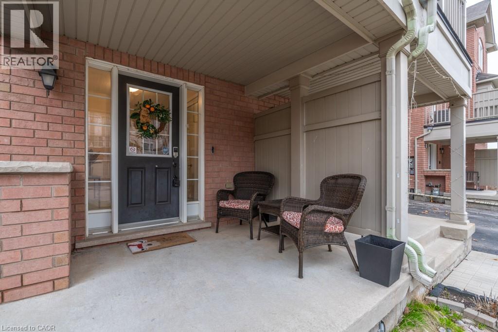 649 Frank Place, Milton, Ontario  L9T 0P8 - Photo 2 - 40818088