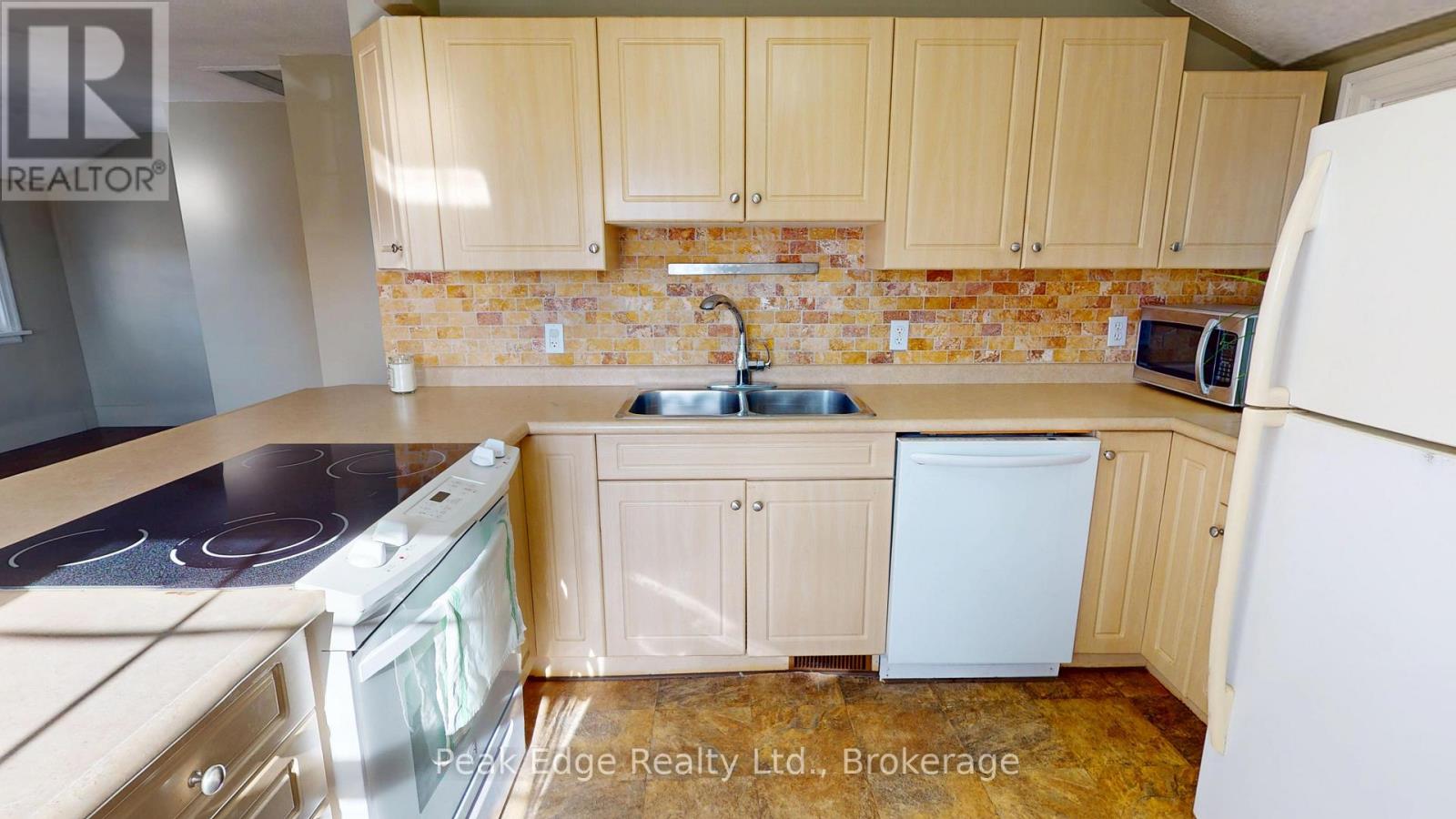 477 12th Avenue, Hanover, Ontario  N4N 2V1 - Photo 16 - X12966018