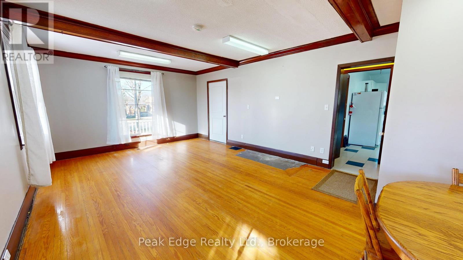 477 12th Avenue, Hanover, Ontario  N4N 2V1 - Photo 4 - X12966018