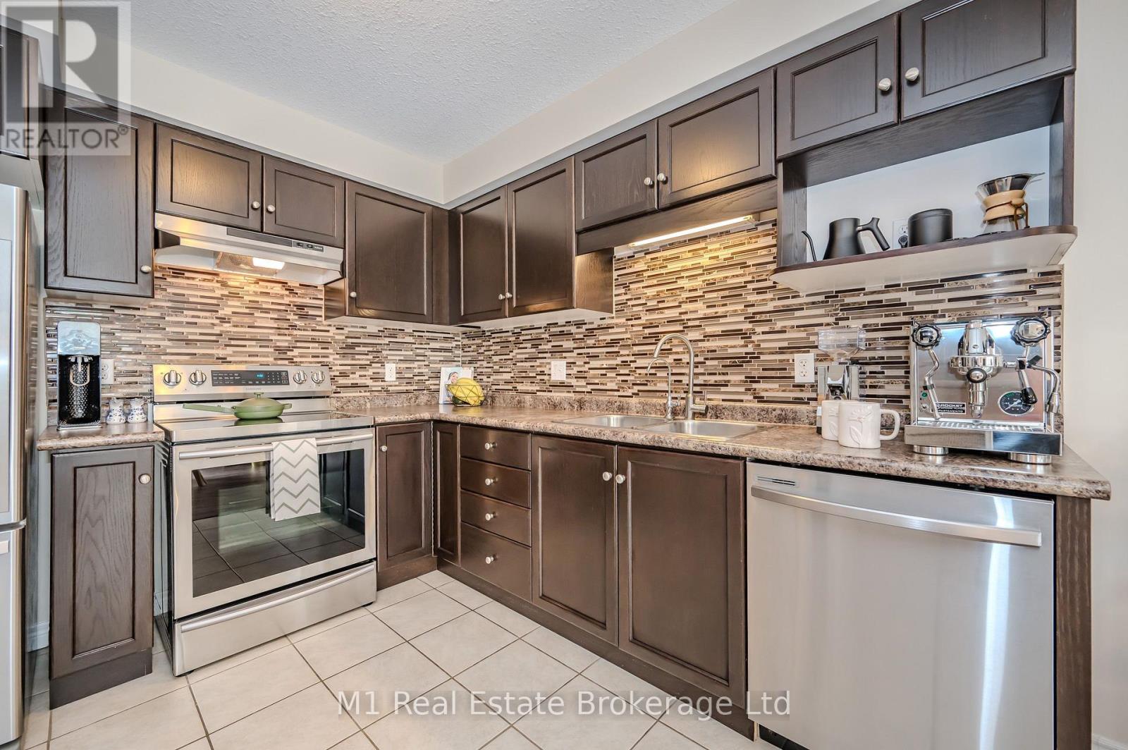 17 - 361 Arkell Road, Guelph, Ontario  N1L 1E5 - Photo 11 - X12966424