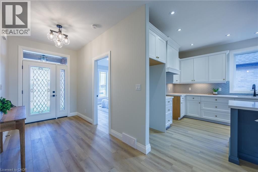 89 Duchess Drive, Delhi, Ontario  N4B 0B2 - Photo 4 - 40817821