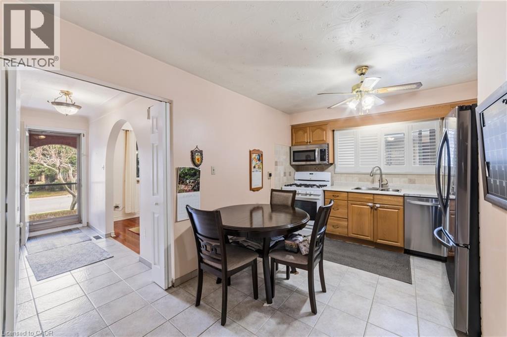 122 Greencedar Drive, Hamilton, Ontario  L9C 6W6 - Photo 7 - 40817998