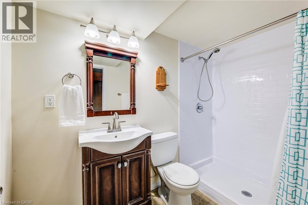 90 Udvari Crescent, Kitchener, Ontario  N2N 0A2 - Photo 37 - 40813035