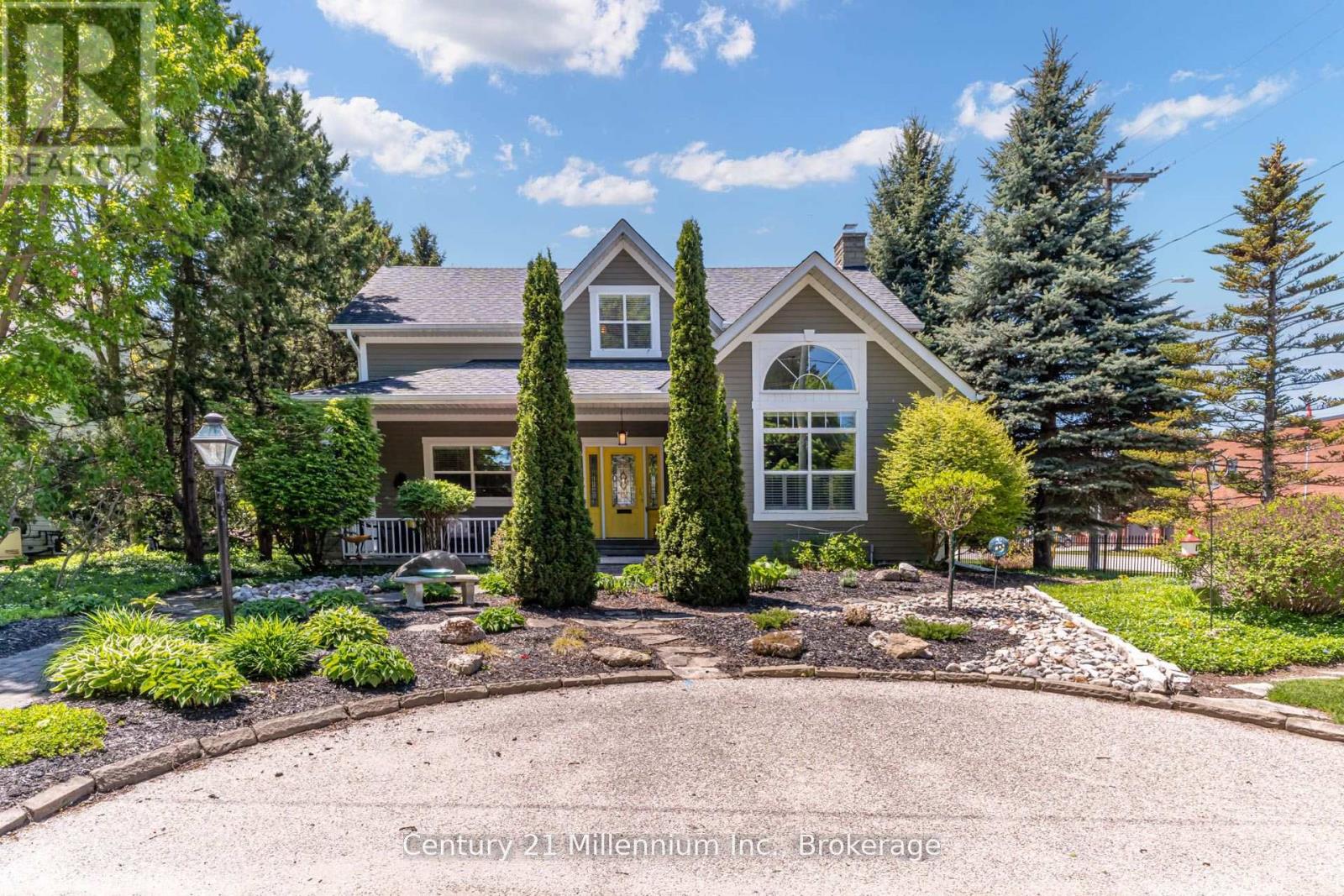 210 MINNESOTA STREET, Collingwood, Ontario