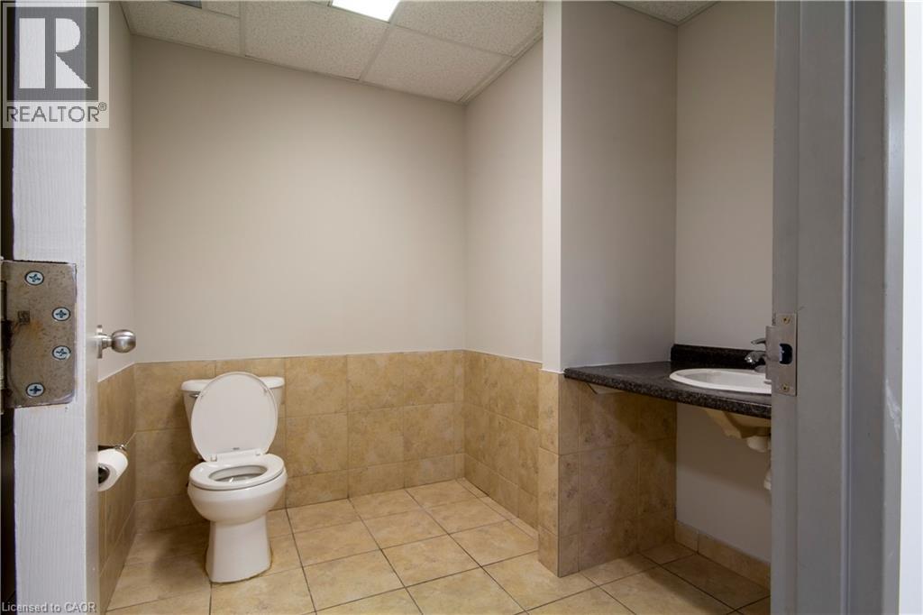 1955 King Street E Unit# B2, Hamilton, Ontario  L8K 1W2 - Photo 10 - 40817892