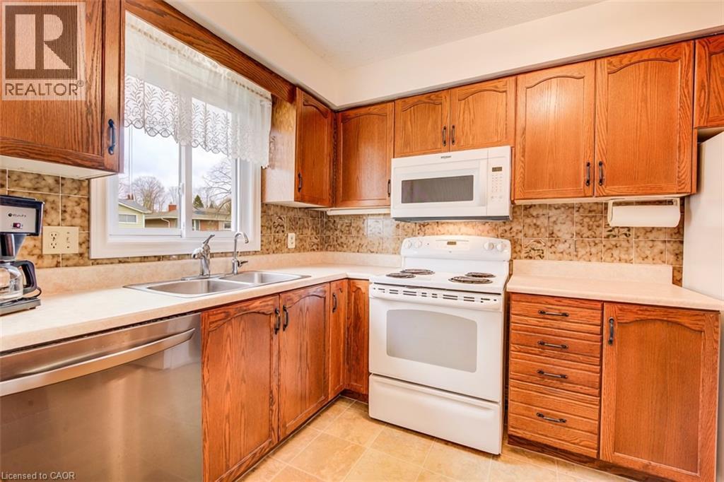 53 Greenock Drive, Kitchener, Ontario  N2E 2J9 - Photo 16 - 40816248