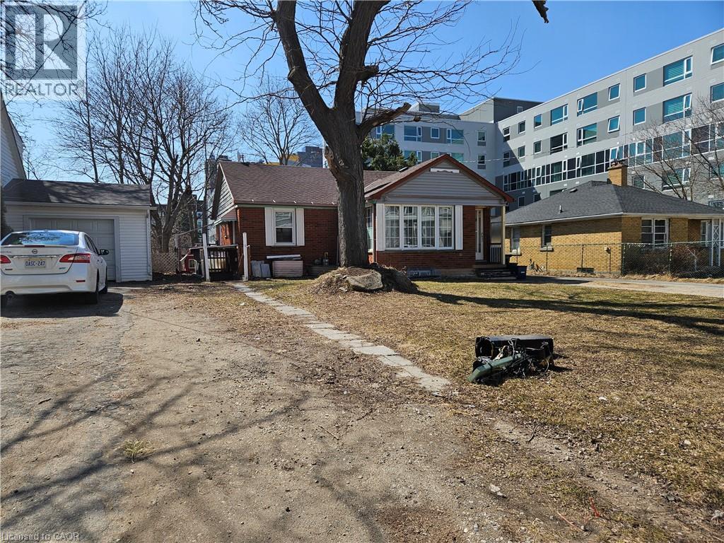 291 Albert Street, Waterloo, Ontario  N2L 3T9 - Photo 2 - 40814061