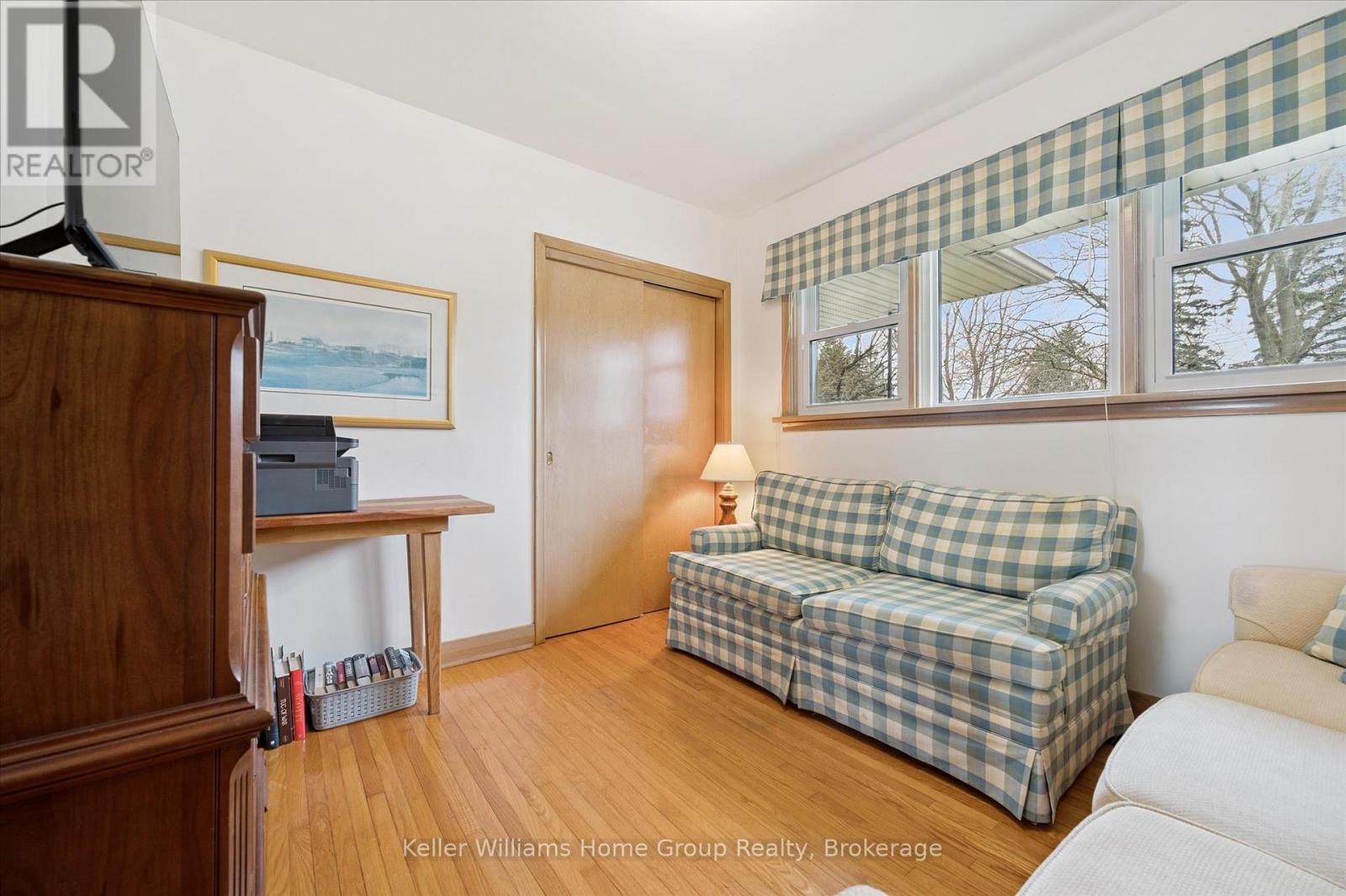 22 Gladstone Avenue, Guelph, Ontario  N1E 1L6 - Photo 18 - X12967612