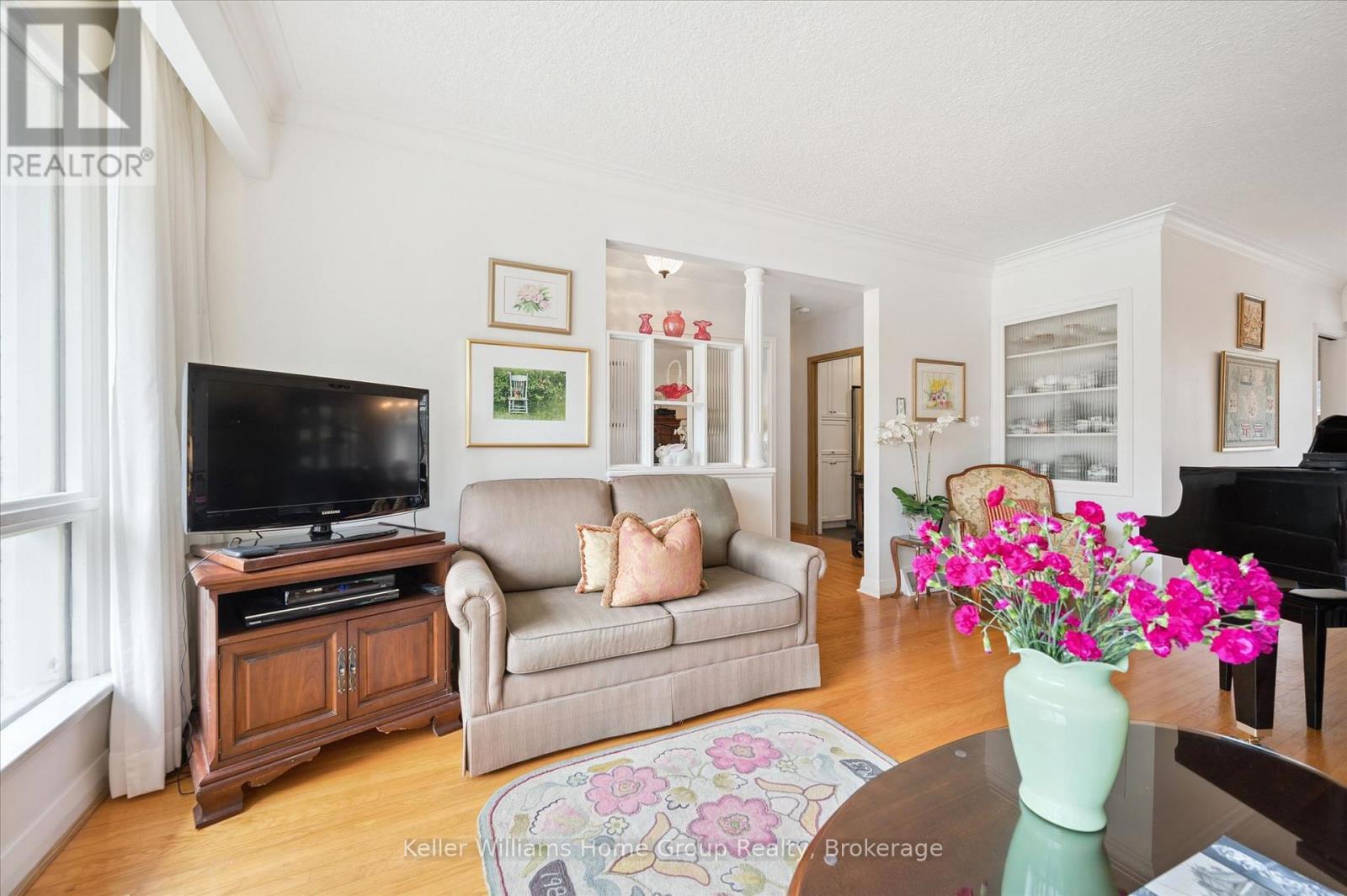 22 Gladstone Avenue, Guelph, Ontario  N1E 1L6 - Photo 8 - X12967612