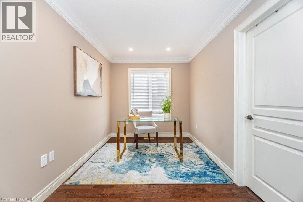 9 Lorupe Court, Hamilton, Ontario  L9G 0B4 - Photo 31 - 40818393