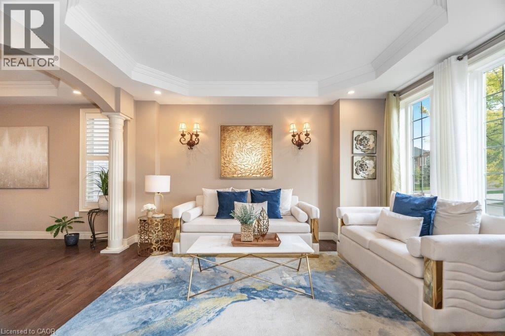 9 Lorupe Court, Hamilton, Ontario  L9G 0B4 - Photo 4 - 40818393