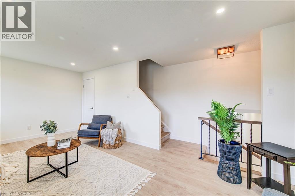 35 Breckenridge Drive Unit# 64, Kitchener, Ontario  N2B 3H5 - Photo 10 - 40818474