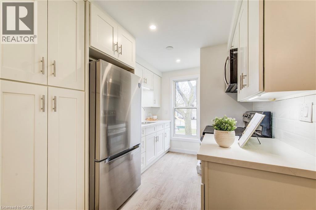 35 Breckenridge Drive Unit# 64, Kitchener, Ontario  N2B 3H5 - Photo 2 - 40818474