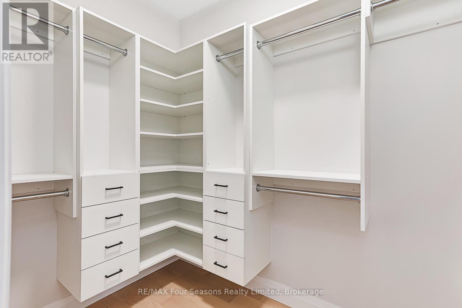 3 Boynton Court, Blue Mountains, Ontario  N0H 2P0 - Photo 16 - X12968090