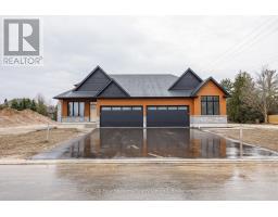 2 BOYNTON COURT, Blue Mountains, Ontario