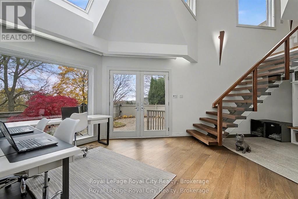 20 Fox Run Drive, Puslinch, Ontario  N0B 2J0 - Photo 17 - X12968154