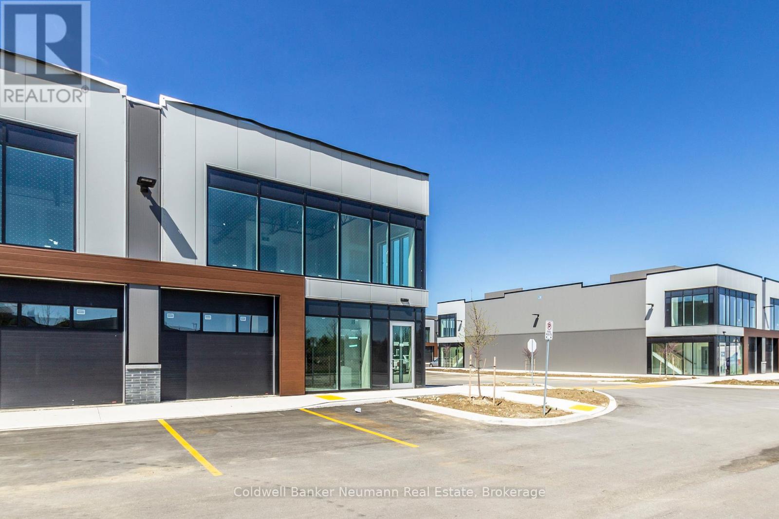 23 - 587 HANLON CREEK BOULEVARD, Guelph, Ontario