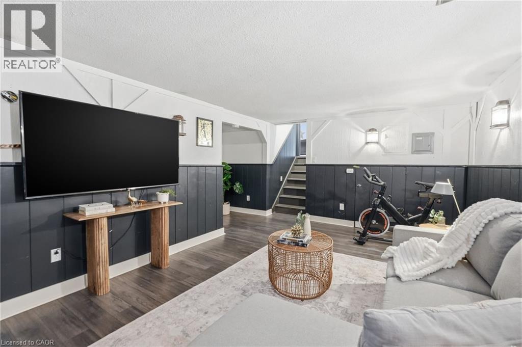 178 Delmar Drive, Hamilton, Ontario  L9C 1J9 - Photo 37 - 40818079