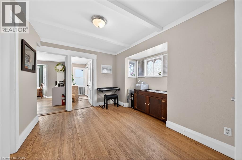 23 Pinecrest Avenue, St. Catharines, Ontario  L2T 1C6 - Photo 9 - 40818155