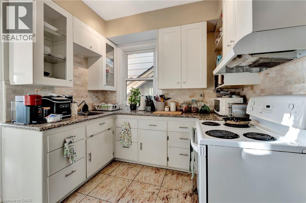 70 Belview Avenue, Hamilton, Ontario  L8L 7K8 - Photo 16 - 40817433