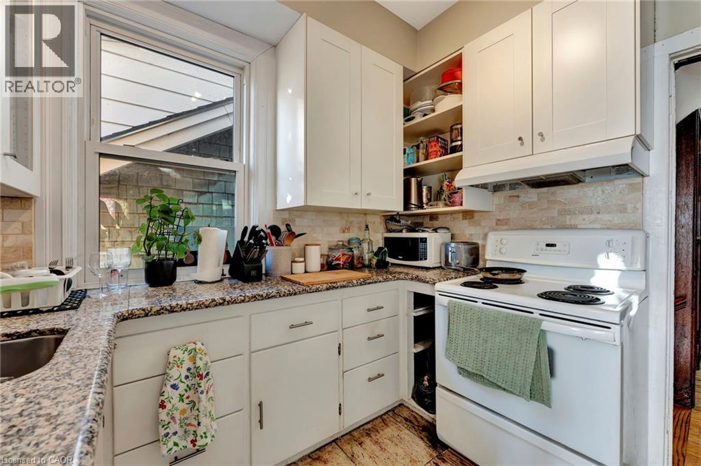 70 Belview Avenue, Hamilton, Ontario  L8L 7K8 - Photo 17 - 40817433