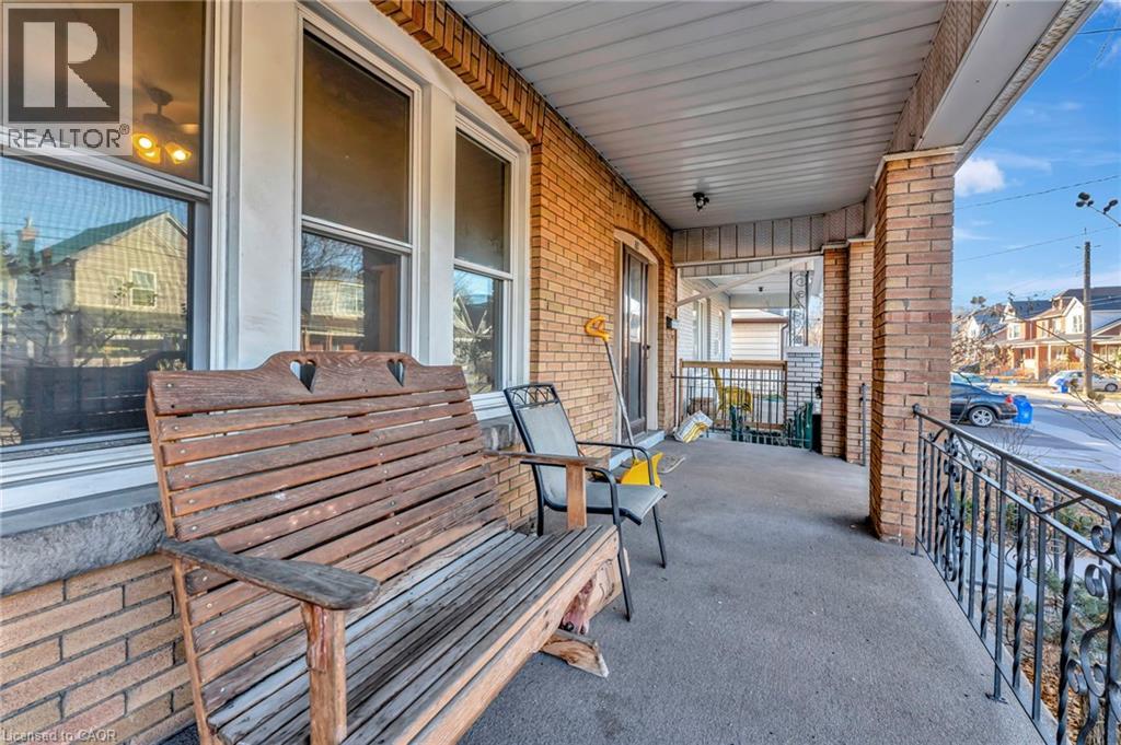 70 Belview Avenue, Hamilton, Ontario  L8L 7K8 - Photo 4 - 40817433