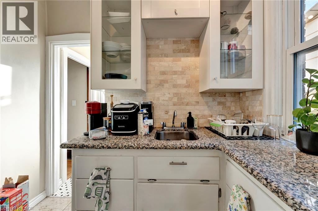 70 Belview Avenue, Hamilton, Ontario  L8L 7K8 - Photo 18 - 40817424