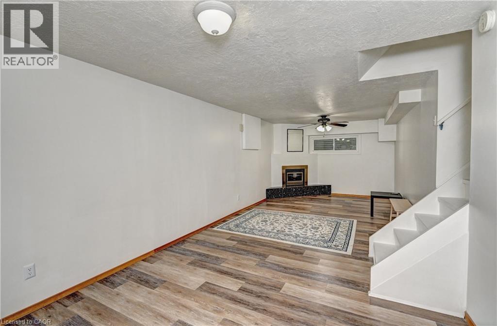 39 Southwood Drive, Kitchener, Ontario  N2E 2E6 - Photo 37 - 40817525