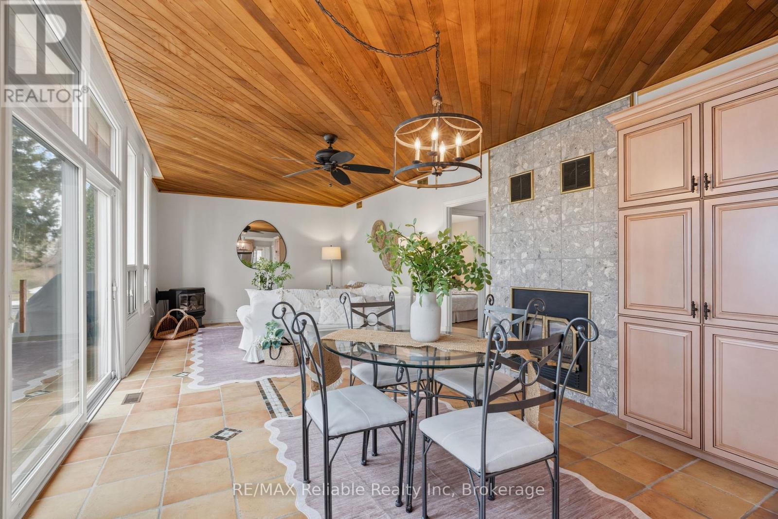 185 Huron Road, Huron-Kinloss, Ontario  N2Z 2X3 - Photo 14 - X12969264