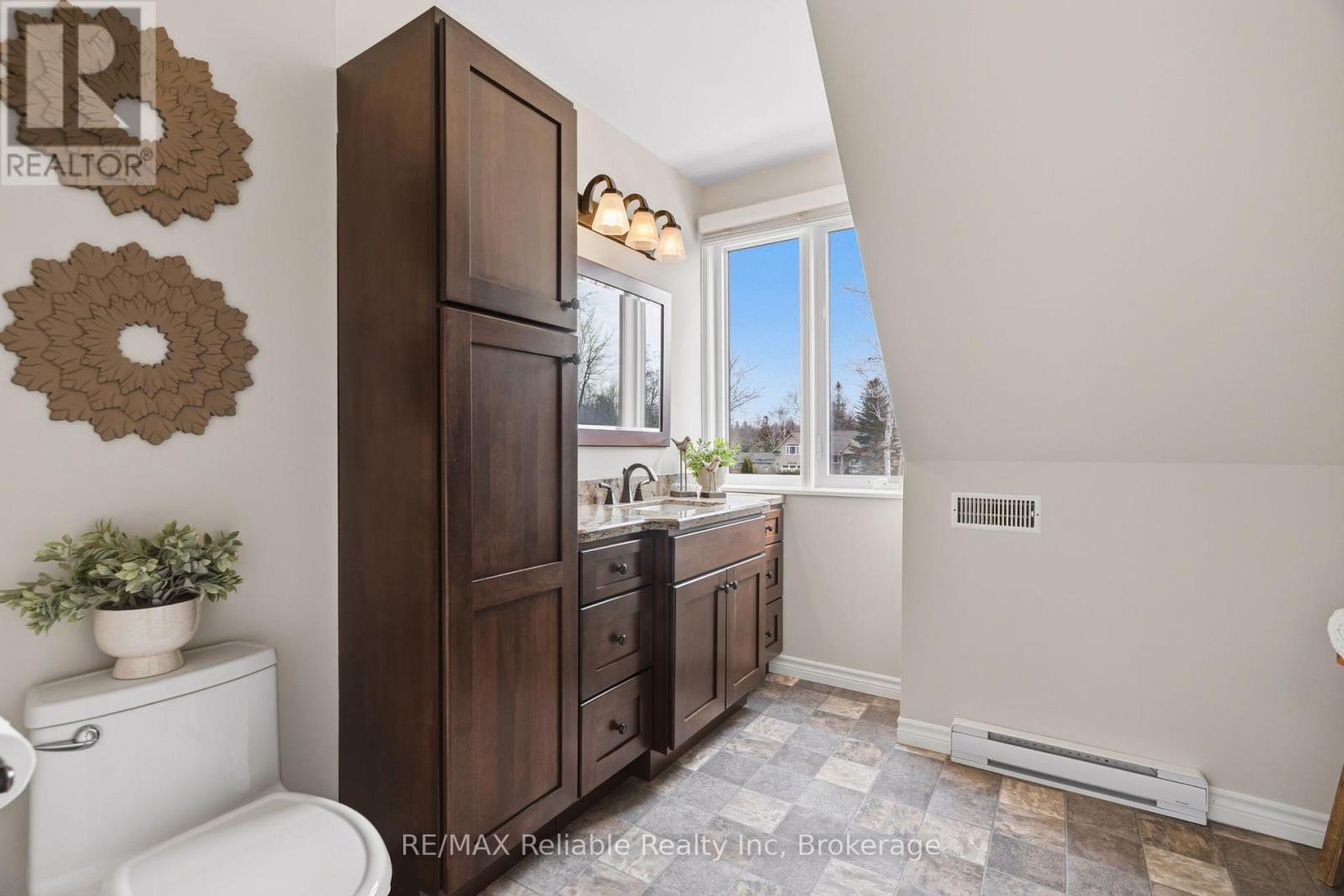 185 Huron Road, Huron-Kinloss, Ontario  N2Z 2X3 - Photo 32 - X12969264