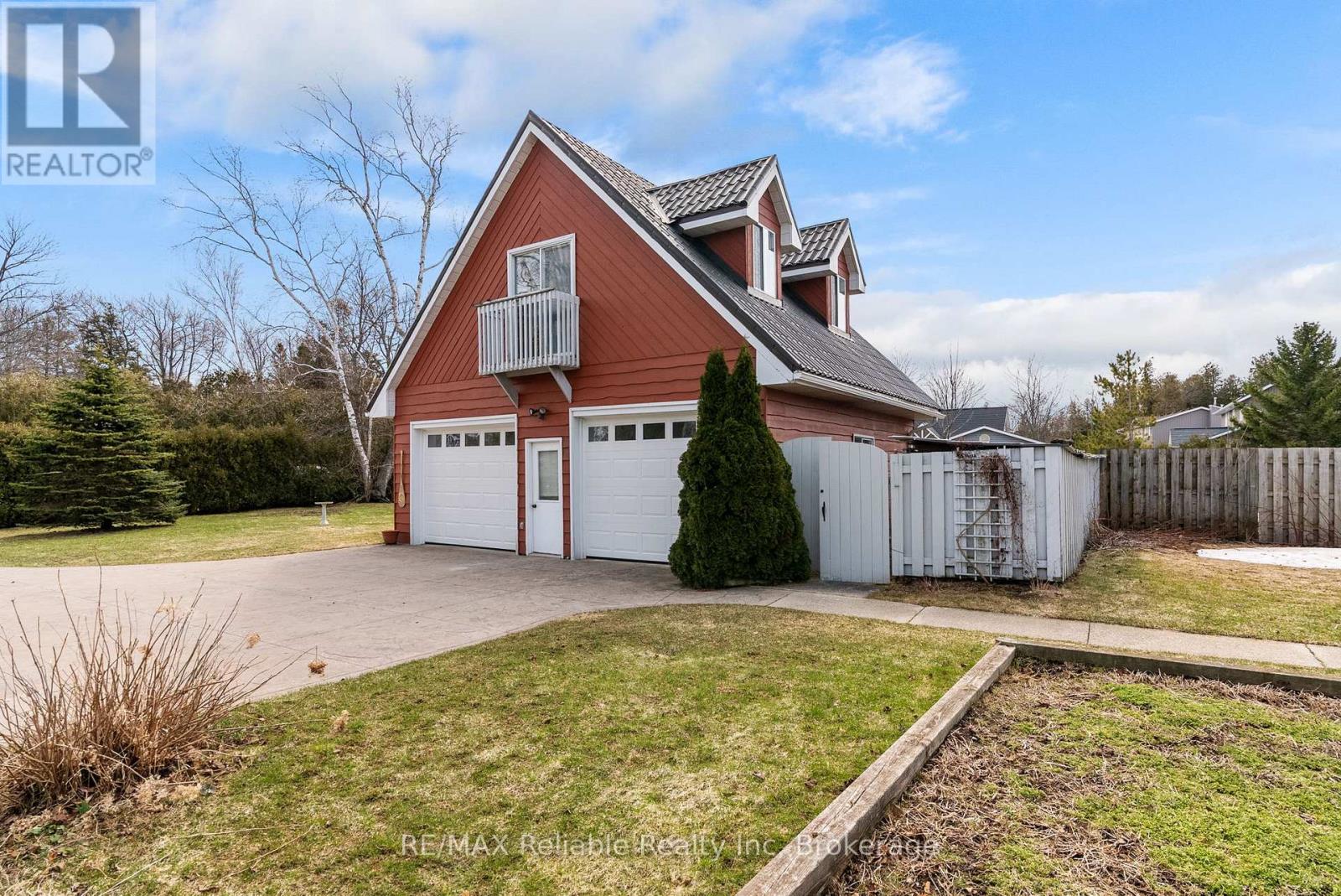 185 Huron Road, Huron-Kinloss, Ontario  N2Z 2X3 - Photo 43 - X12969264