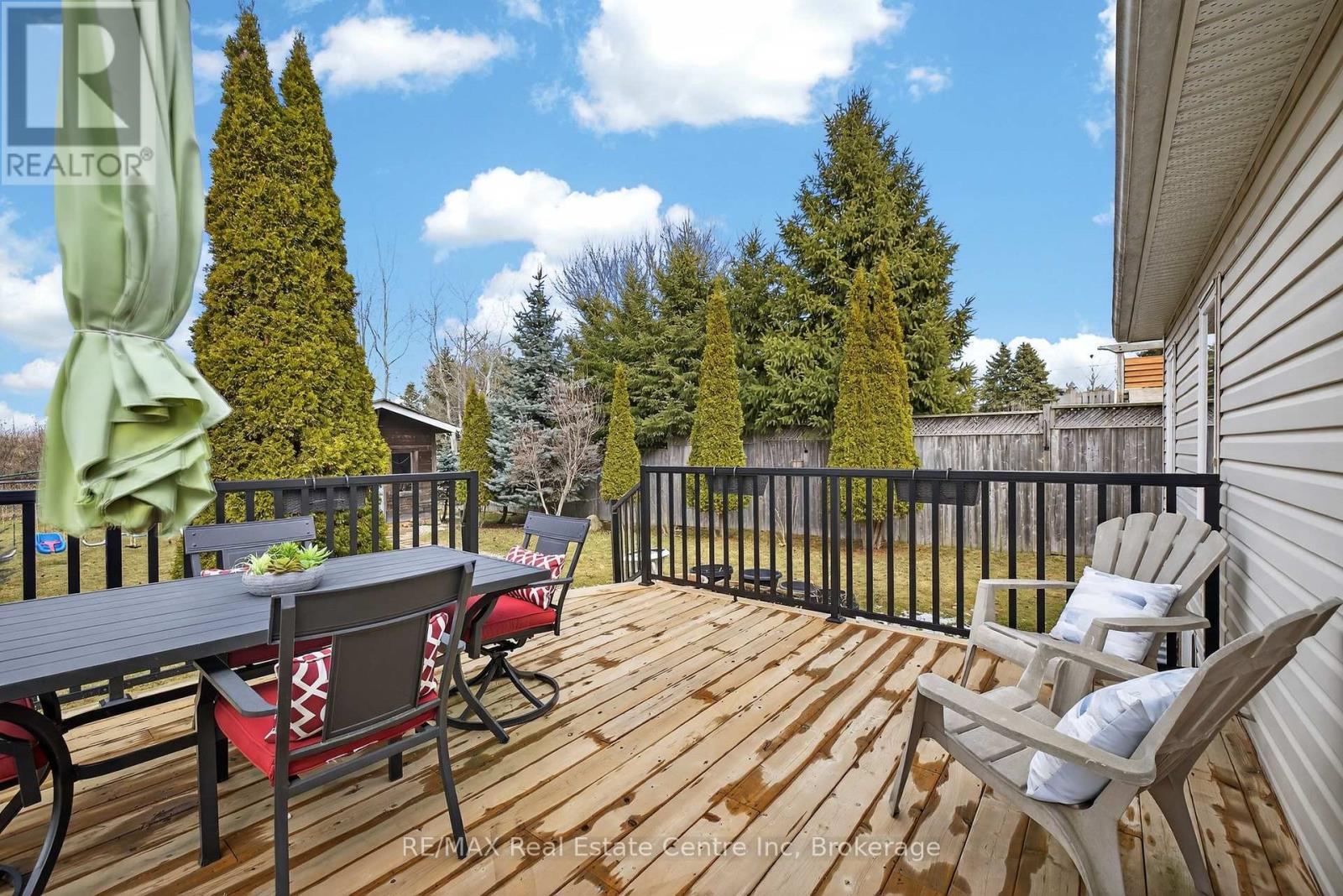 91 Flaherty Drive, Guelph, Ontario  N1K 1Y7 - Photo 3 - X12969280