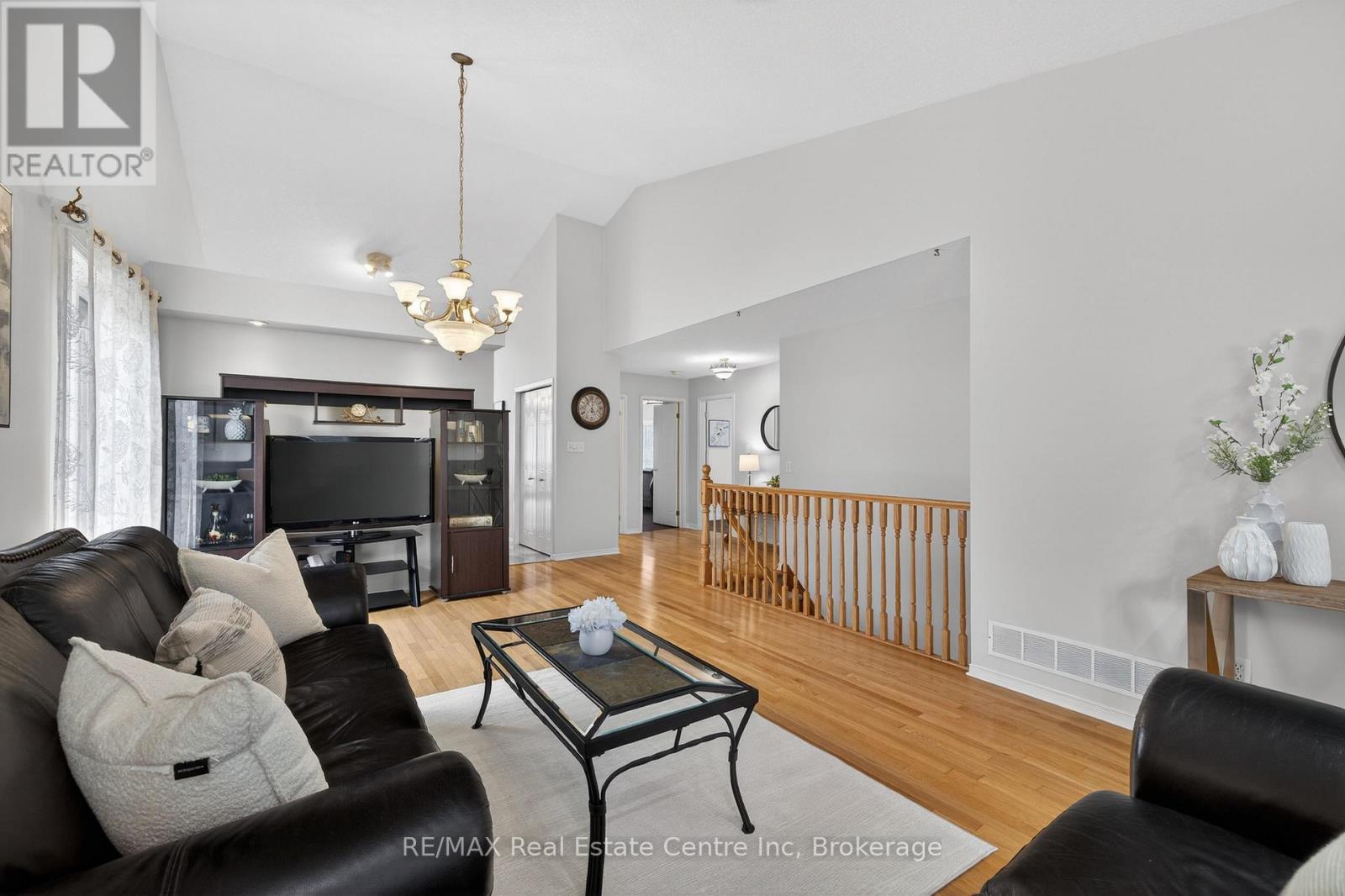 91 Flaherty Drive, Guelph, Ontario  N1K 1Y7 - Photo 8 - X12969280