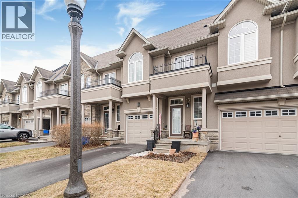 370 STONEHENGE Drive Unit# 13, Ancaster, Ontario