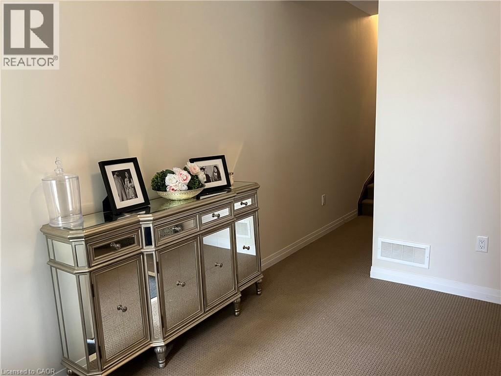 12 Workman Lane, Ancaster, Ontario  L9G 0H2 - Photo 4 - 40818135