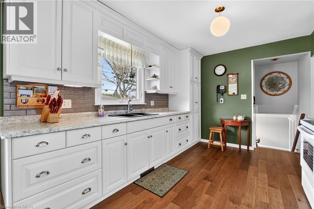 6 Nelles Road S, Grimsby, Ontario  L3M 2Z2 - Photo 17 - 40817194