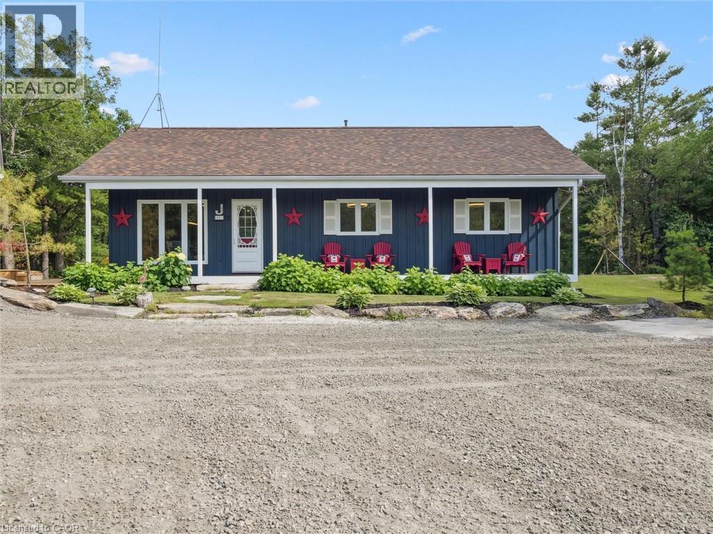 891 Peninsula Road, Gravenhurst, Ontario  P1P 0E2 - Photo 3 - 40818574
