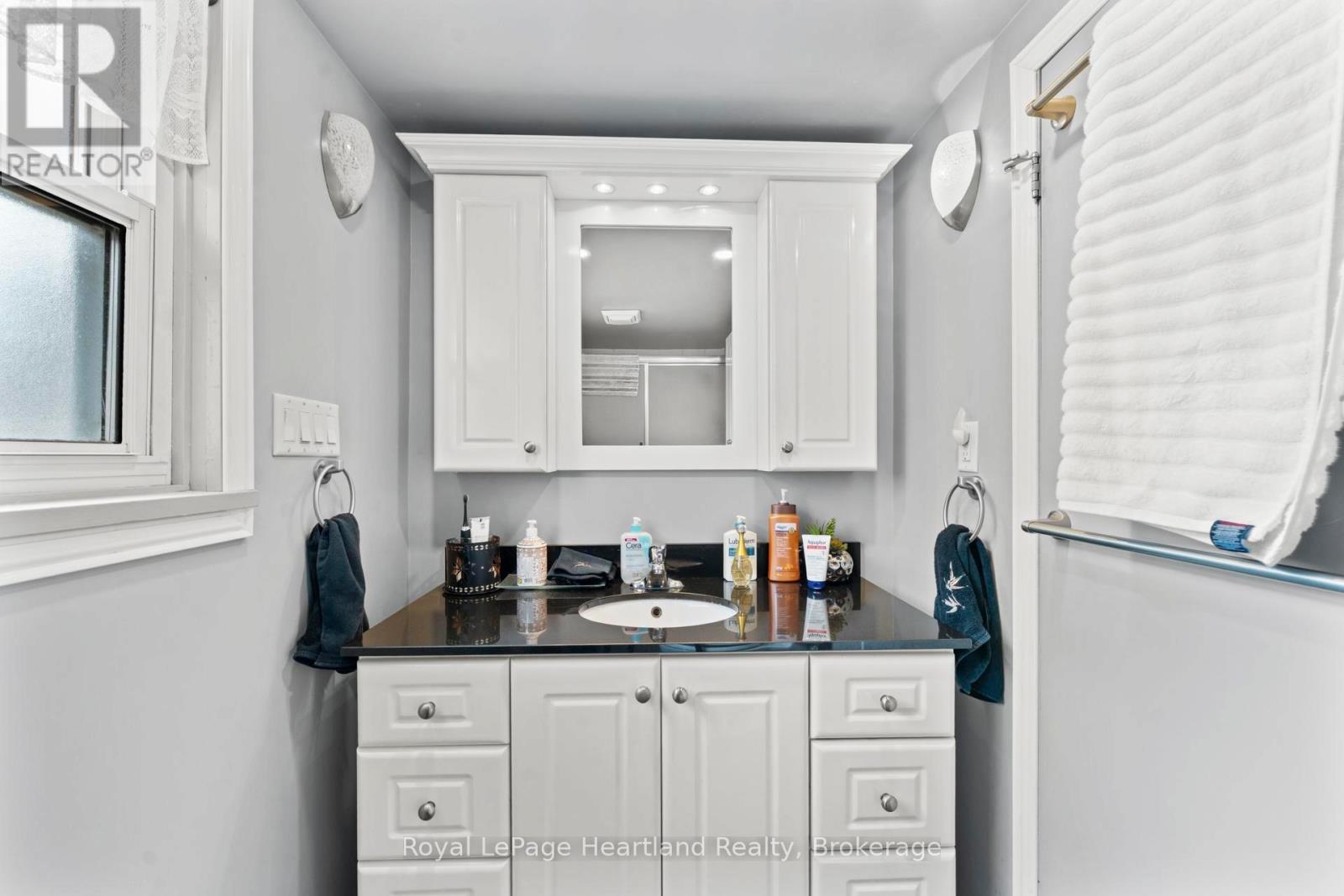 107 Victoria Street N, Goderich, Ontario  N7A 2S2 - Photo 20 - X12969606