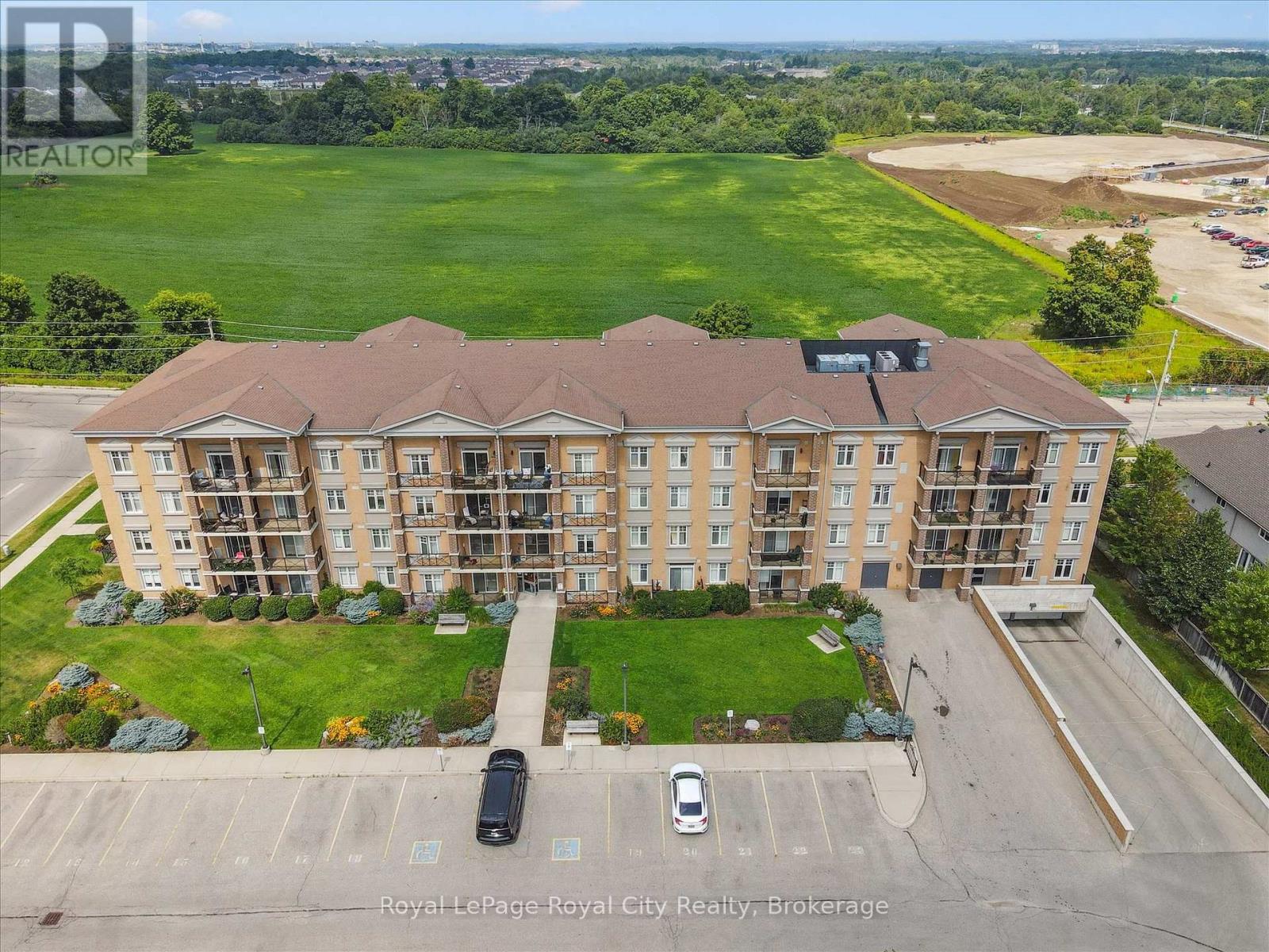 403 - 2 COLONIAL DRIVE, Guelph, Ontario