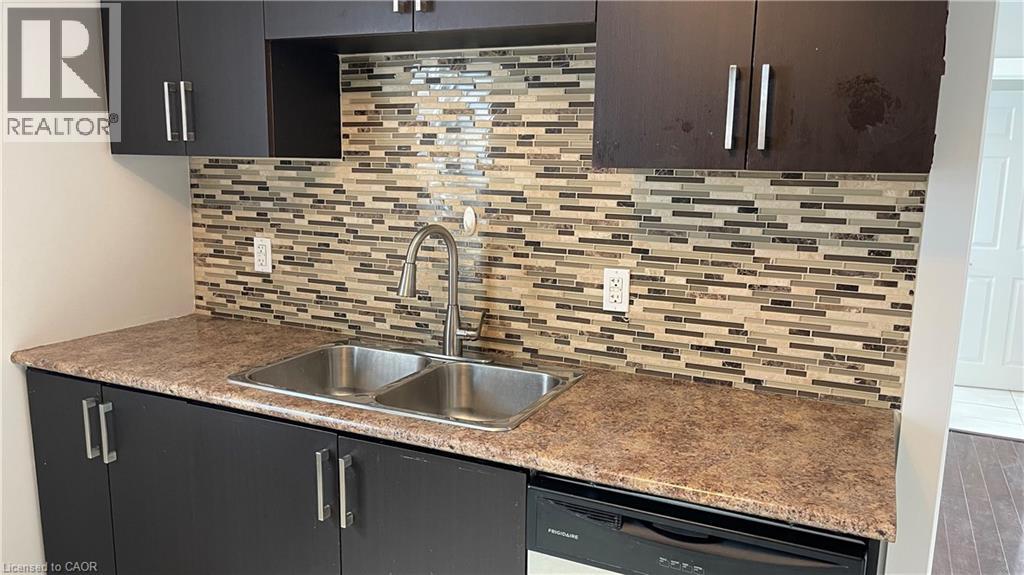 1544 KING Street E Unit# 204, Hamilton, Ontario