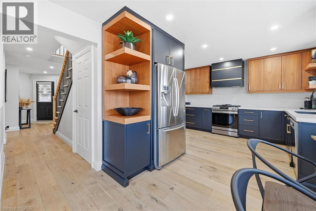 17 Fenwick Place, Waterdown, Ontario  L0R 2H5 - Photo 16 - 40818161