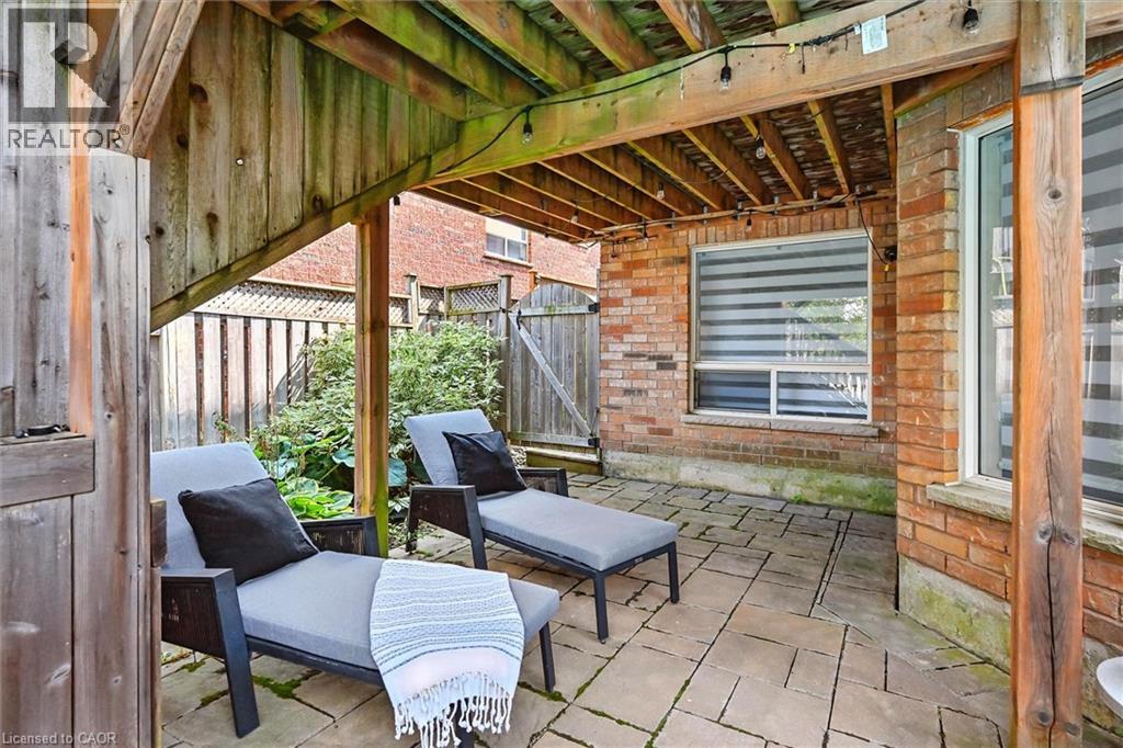 17 Fenwick Place, Waterdown, Ontario  L0R 2H5 - Photo 42 - 40818161