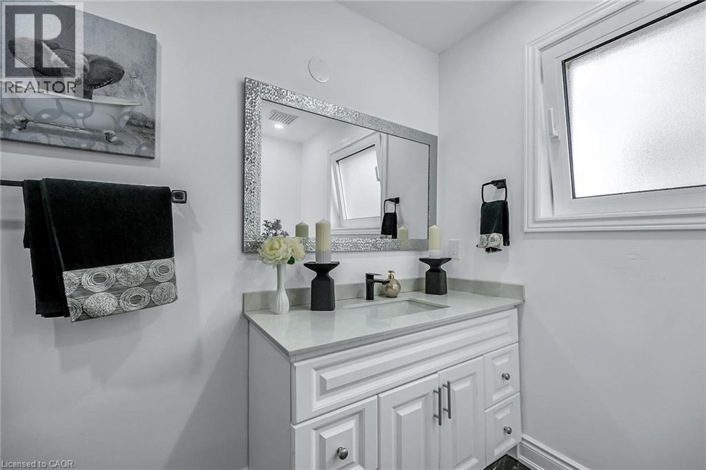 120 Second Road E, Stoney Creek, Ontario  L8J 3J2 - Photo 20 - 40818599