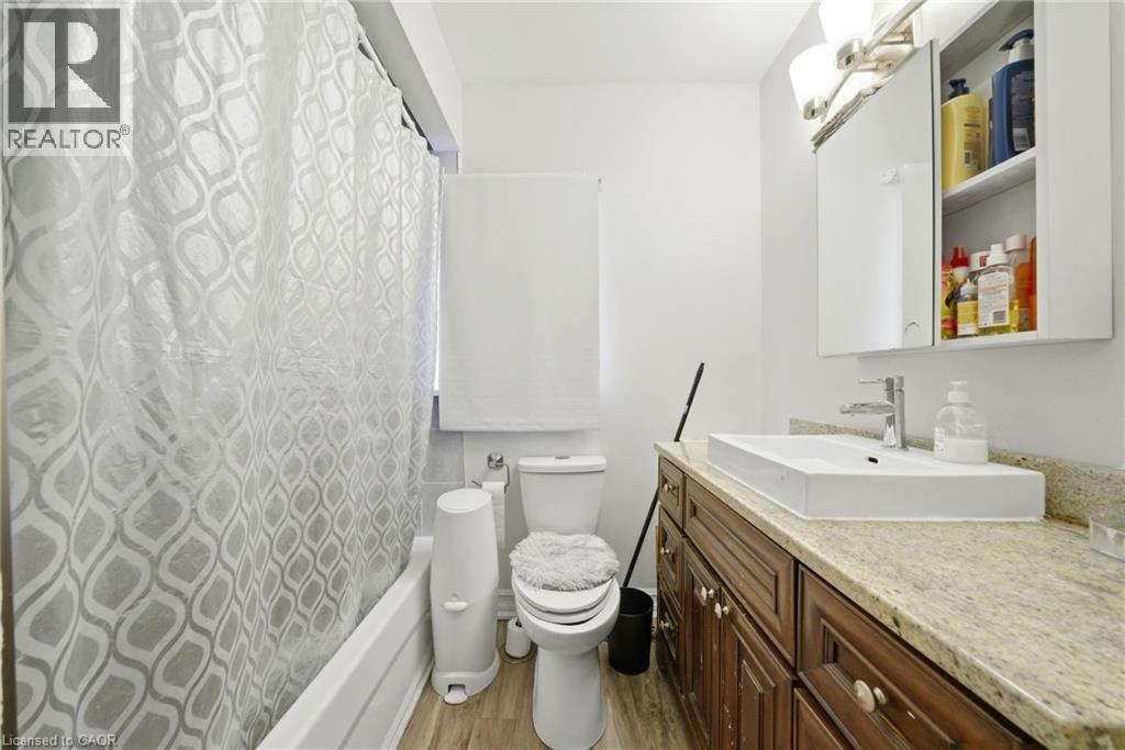 250 Grantham Avenue, St. Catharines, Ontario  L2M 4Z5 - Photo 16 - 40818156